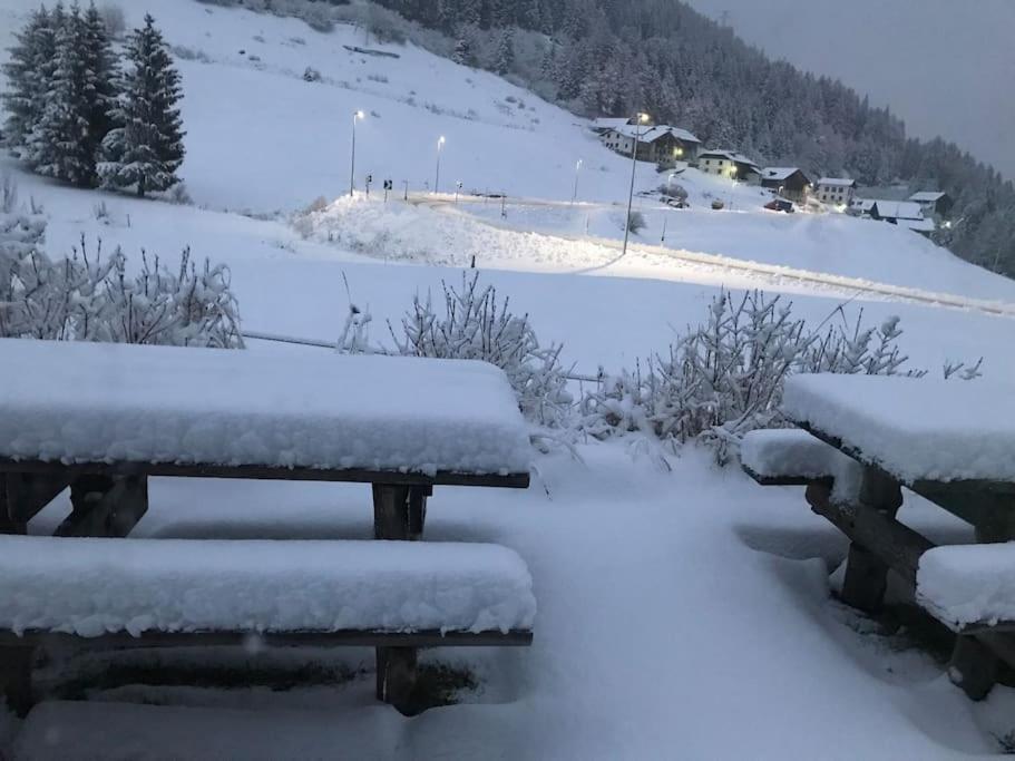 ヴェルミーリオ Chalet Rustico Bertolini Per Gruppi!ヴィラ エクステリア 写真