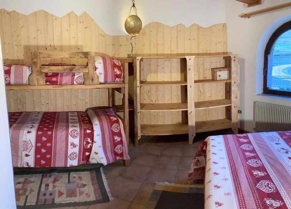 ヴェルミーリオ Chalet Rustico Bertolini Per Gruppi!ヴィラ エクステリア 写真