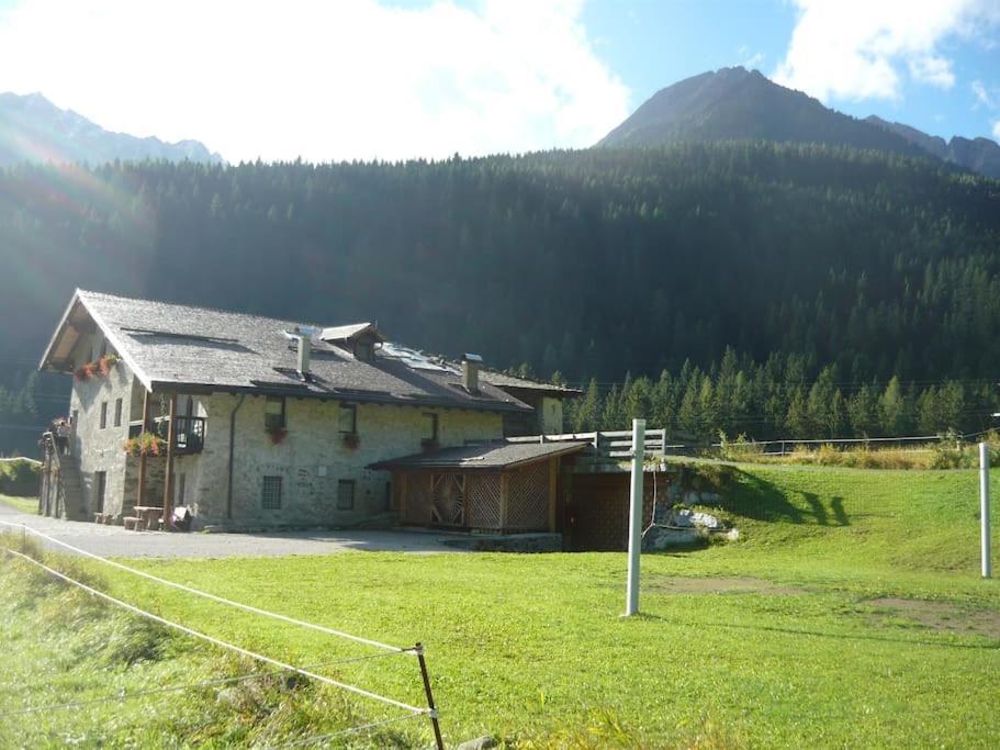 ヴェルミーリオ Chalet Rustico Bertolini Per Gruppi!ヴィラ エクステリア 写真
